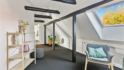 Ingen binding, kontor til 1.625 kr.