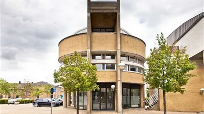 Ingen binding, kontor til 5.700 kr.